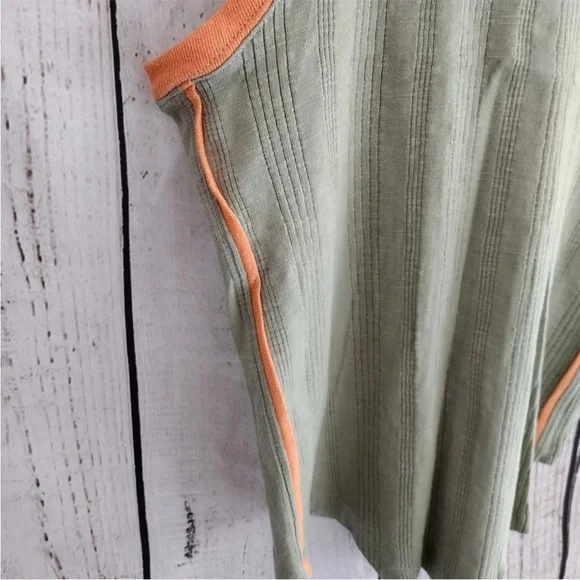 We The Free by Free People NWT
Marley Ribbed Mock-Neck Tank Top
Green Orange S - Picture 3 of 7